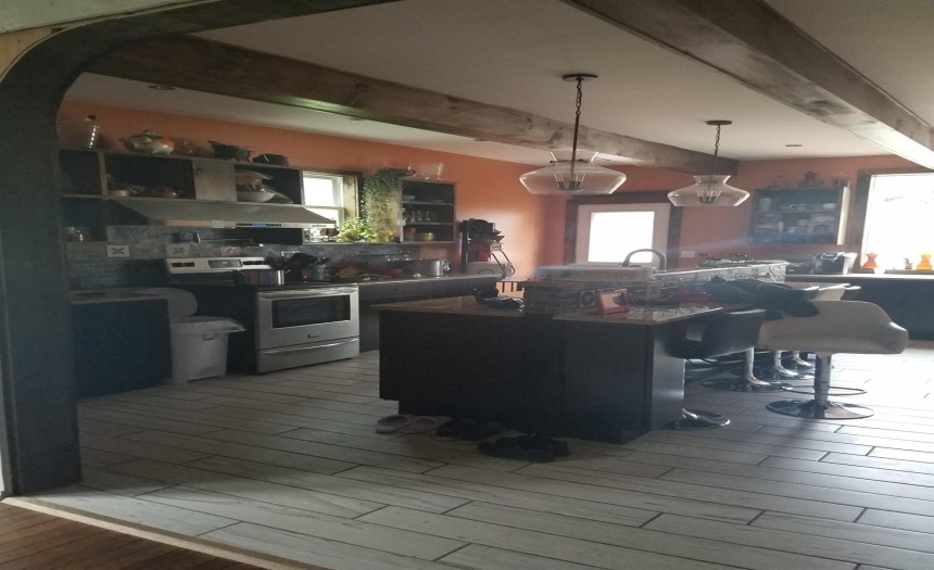 Kitchen before replacing range