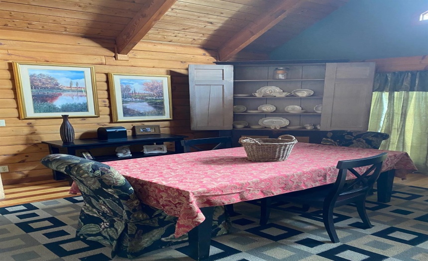 Interior Main Houise