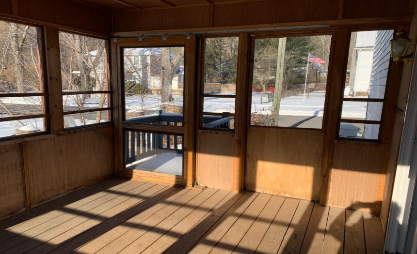 screened in porch