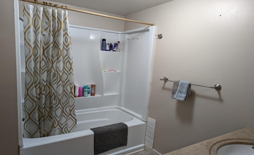 Full bath on second floor