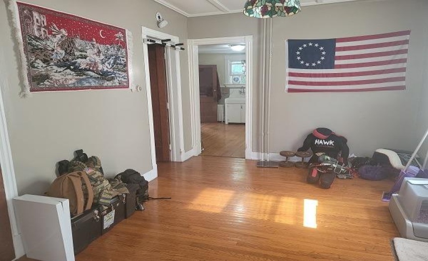 1st floor dining area